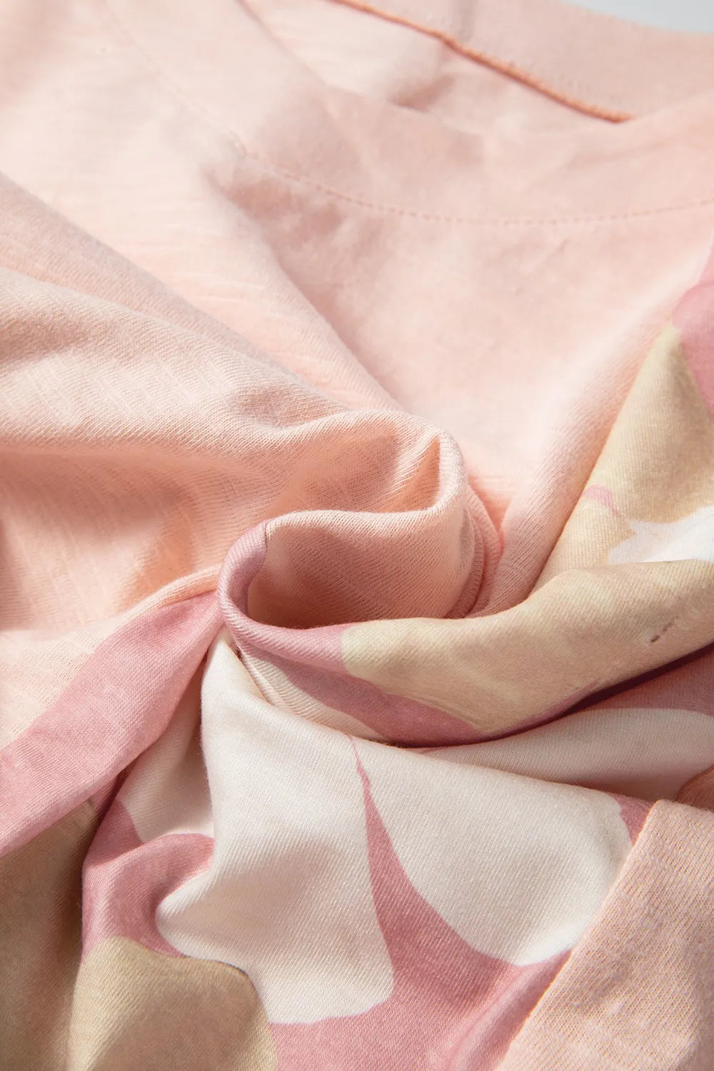 551e7a74-8b8e-44e6-a72f-d8afb6ba08c7-Max