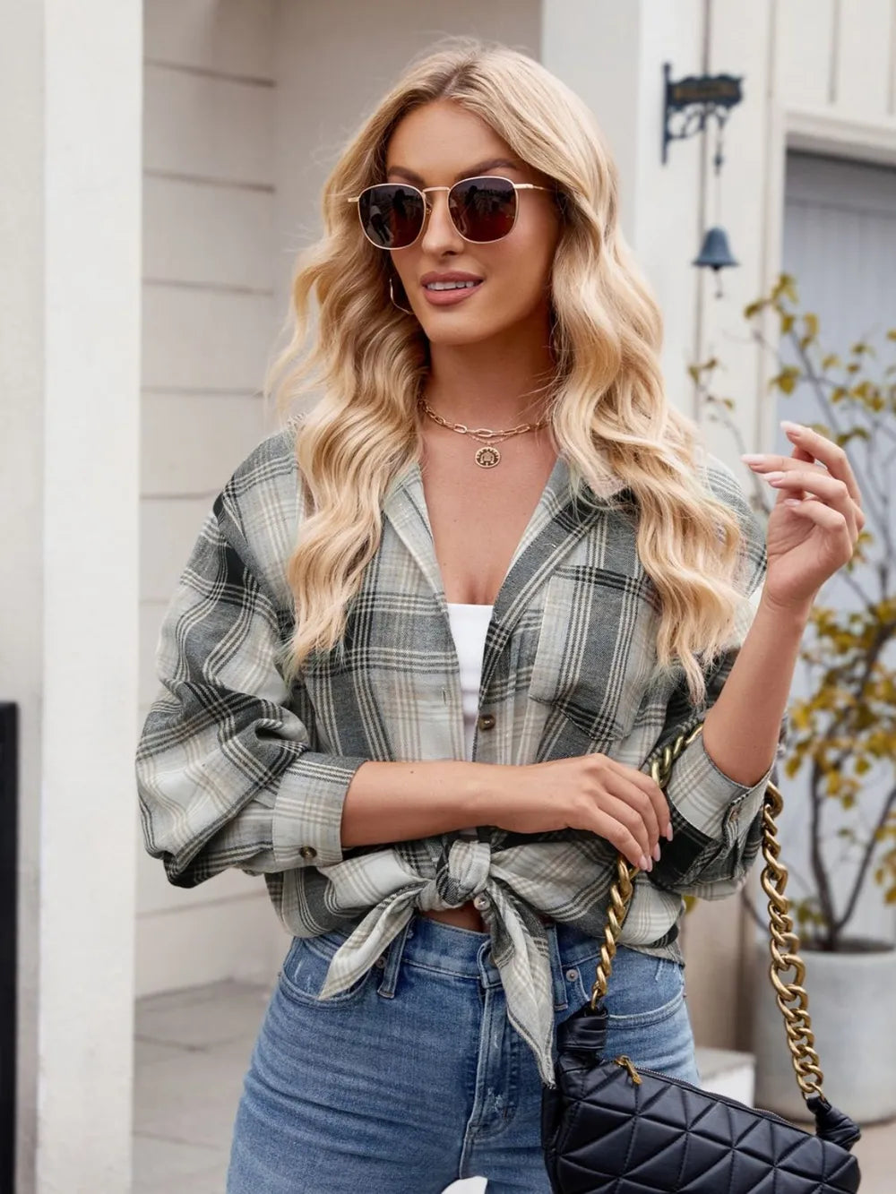 5bb15f33-b950-45e8-b951-ed21f8b7014b-Max