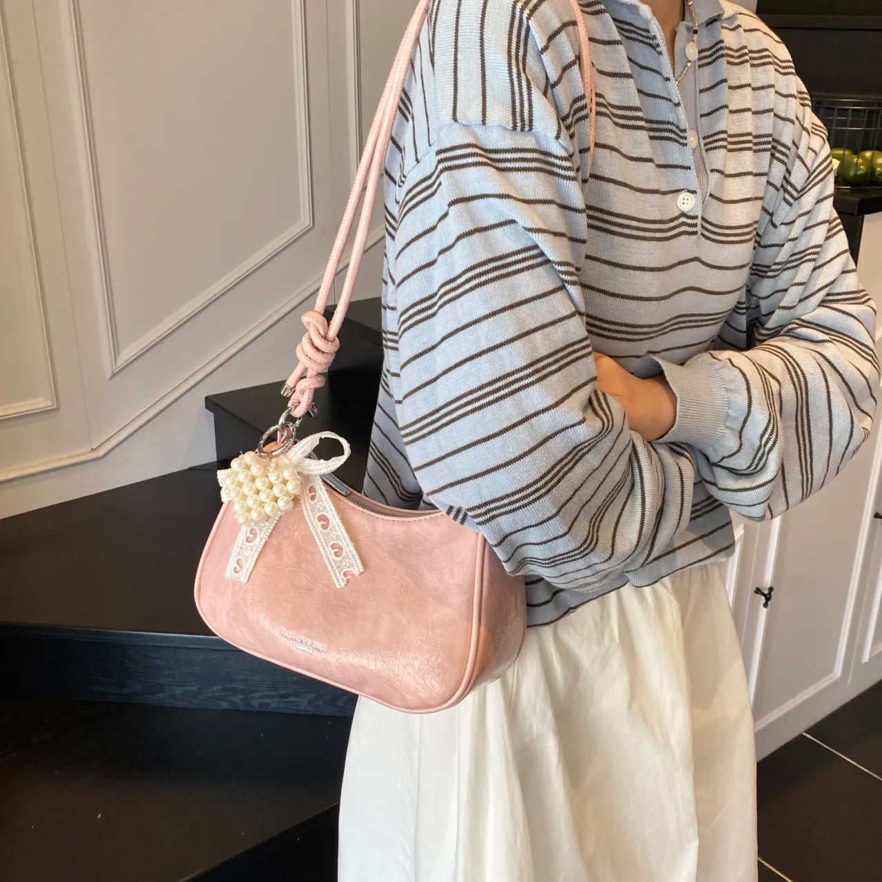 8ae0416c19e4499b8aa1ad00eac1d1c4-Max-Origin